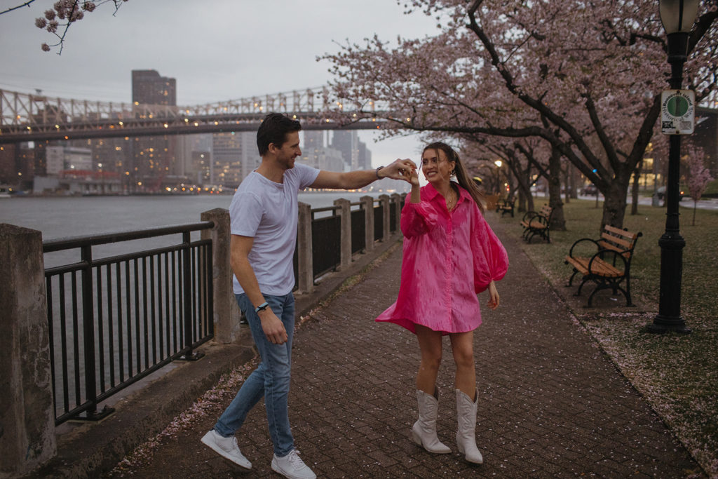 new york city couple dancing in the rain