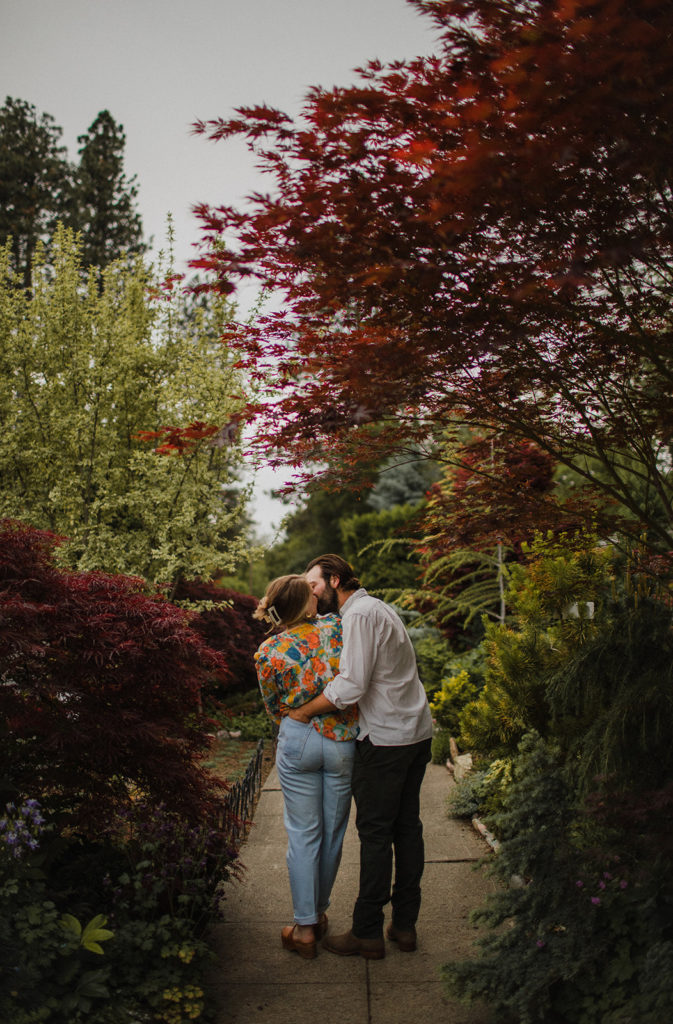 engagement photos at local park