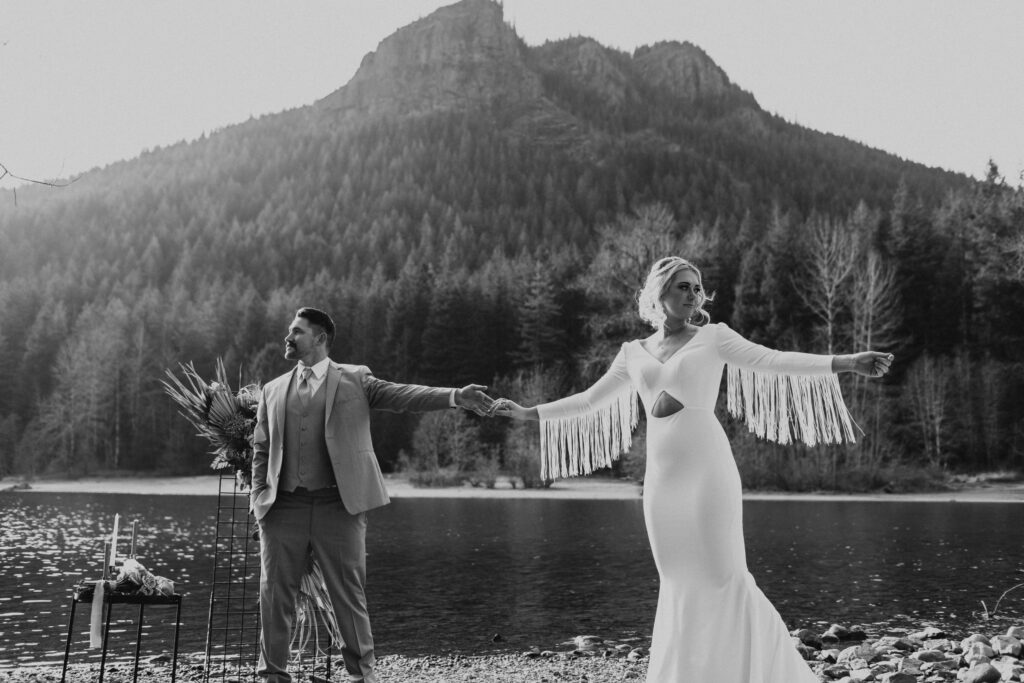 elopement in the mountains
