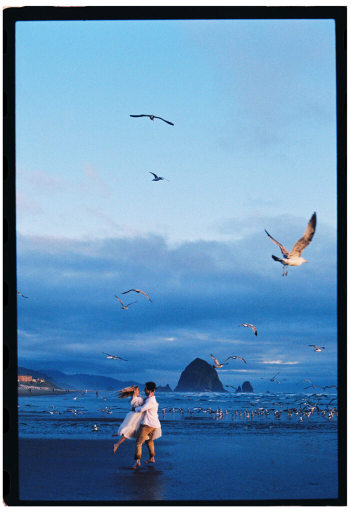 engaged, oregon coast engagement,
